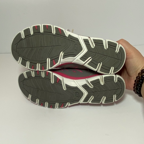 SKECHERS - ON THE GO FLEX WOMENS SIZE: 6 - Picture 10 of 12